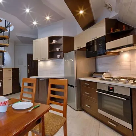 Apartment Golden Apartments&db11