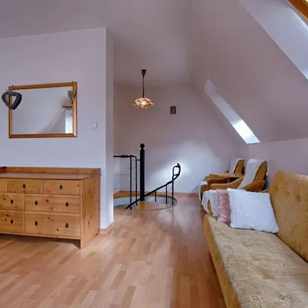 Golden Apartments&db11 Apartment *